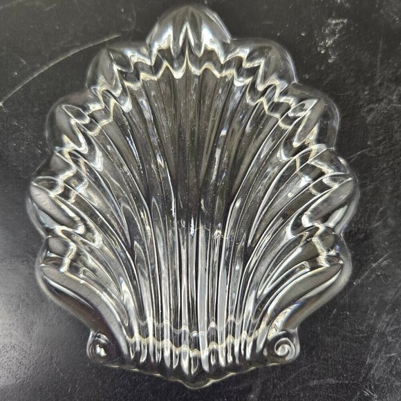 Zajecar 24% Lead Crystal Clam Seashell Shaped Trinket Box Fully Removable Lid - Picture 3 of 8